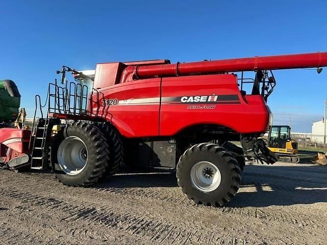 Image of Case IH 7120 equipment image 2