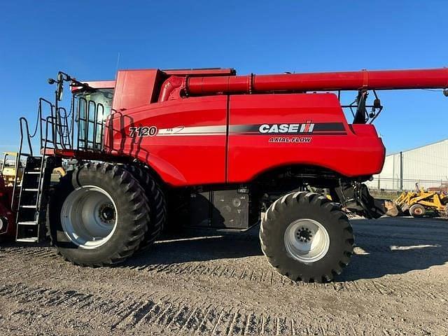 Image of Case IH 7120 equipment image 4