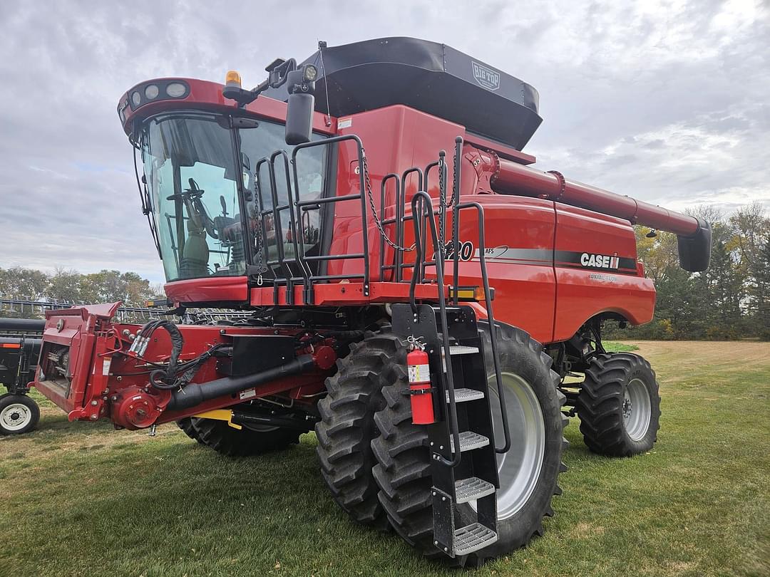 Image of Case IH 7120 Primary image