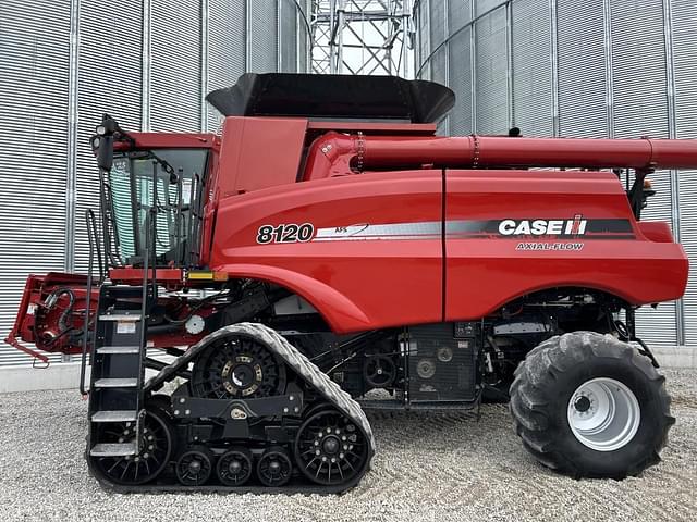 Image of Case IH 8120 equipment image 2