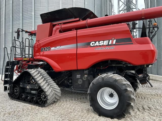 Image of Case IH 8120 equipment image 4