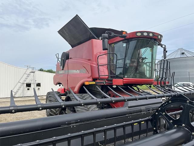 Image of Case IH 8120 equipment image 3