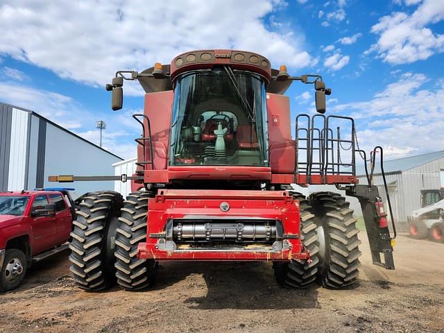 Image of Case IH 8120 equipment image 1