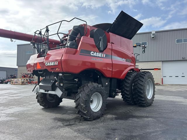 Image of Case IH 8120 equipment image 3