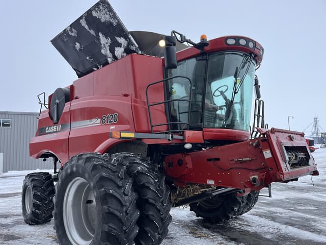 Image of Case IH 8120 equipment image 2