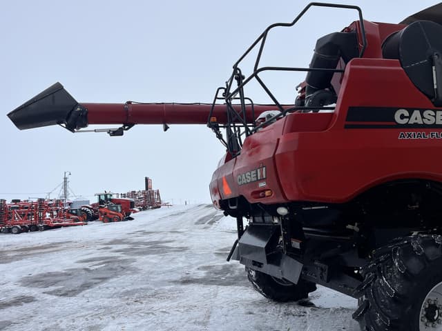Image of Case IH 8120 equipment image 4