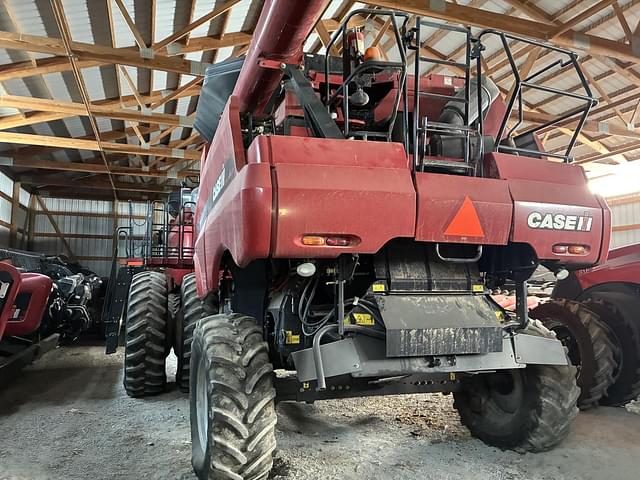 Image of Case IH 8120 equipment image 3