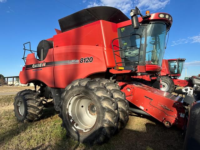 Image of Case IH 8120 equipment image 1