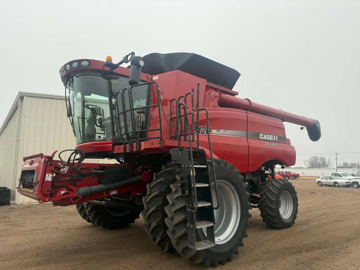 2011 Case IH 8120 Equipment Image0