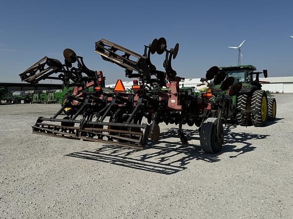 Image of Case IH Ecolo-Tiger 870 equipment image 4