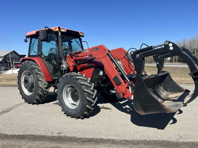 Image of Case IH Farmall 105U equipment image 2