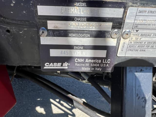 Image of Case IH Farmall 105U equipment image 4