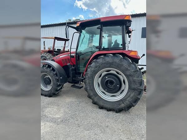 Image of Case IH Farmall 105U Primary image