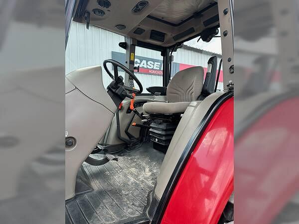 Image of Case IH Farmall 105U equipment image 4