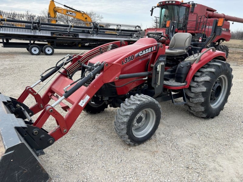 Main image Case IH Farmall 45