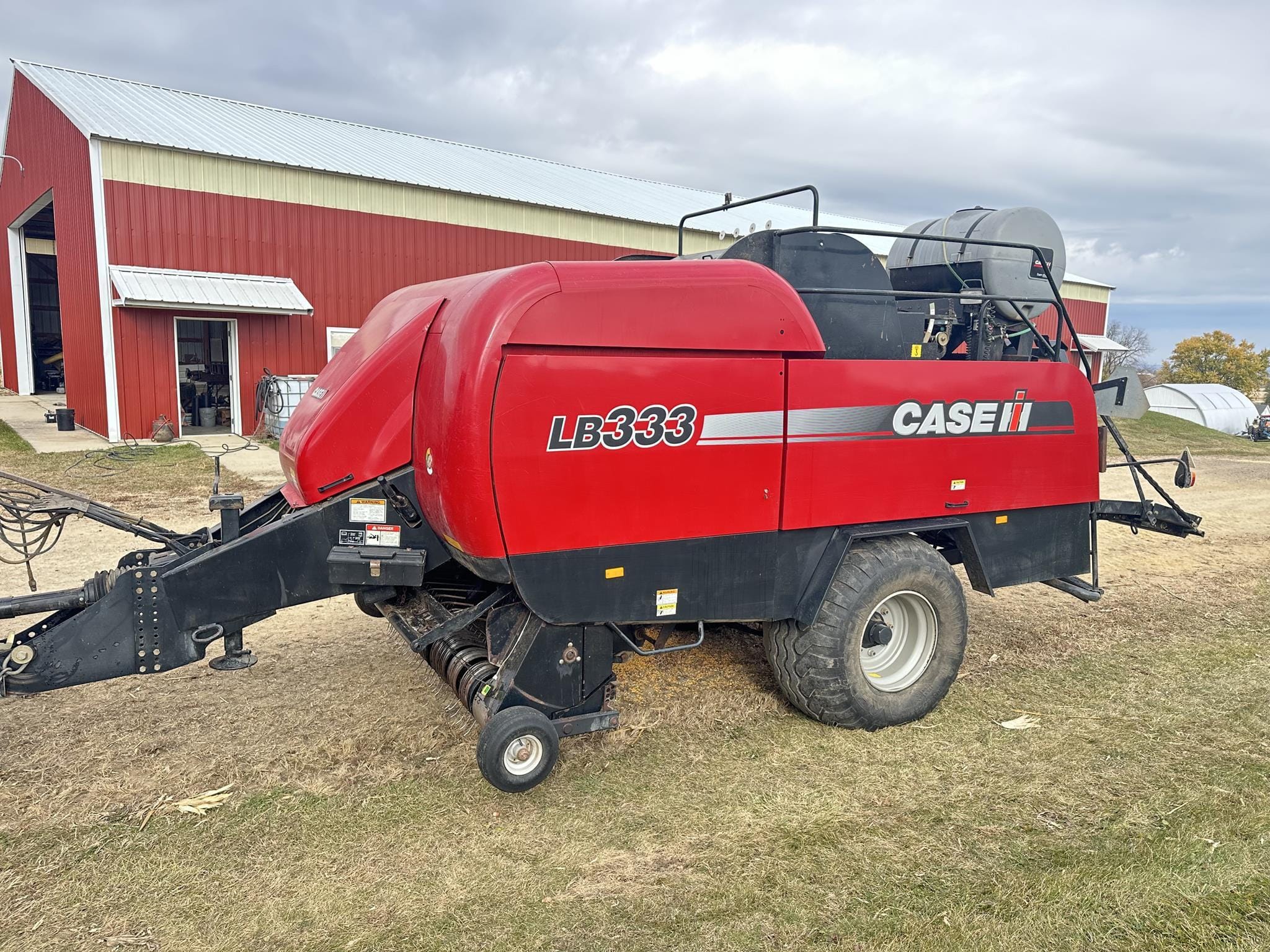 2011 Case IH LB333 Equipment Image0