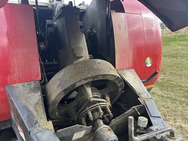 Image of Case IH LB333 equipment image 4