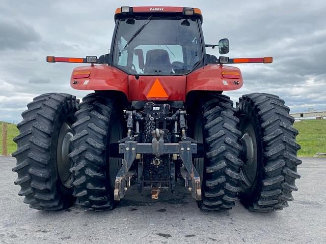 Image of Case IH Magnum 235 equipment image 2