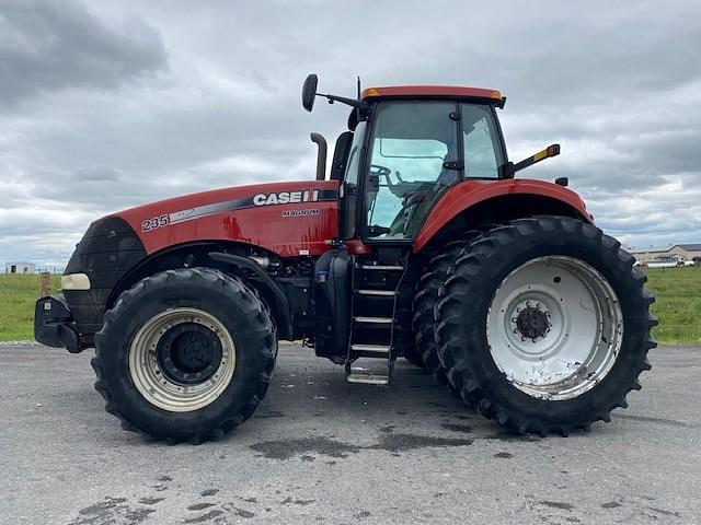 Image of Case IH Magnum 235 equipment image 1