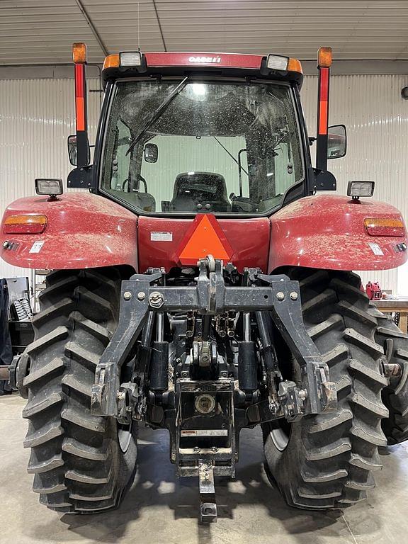 Image of Case IH Magnum 180 equipment image 2