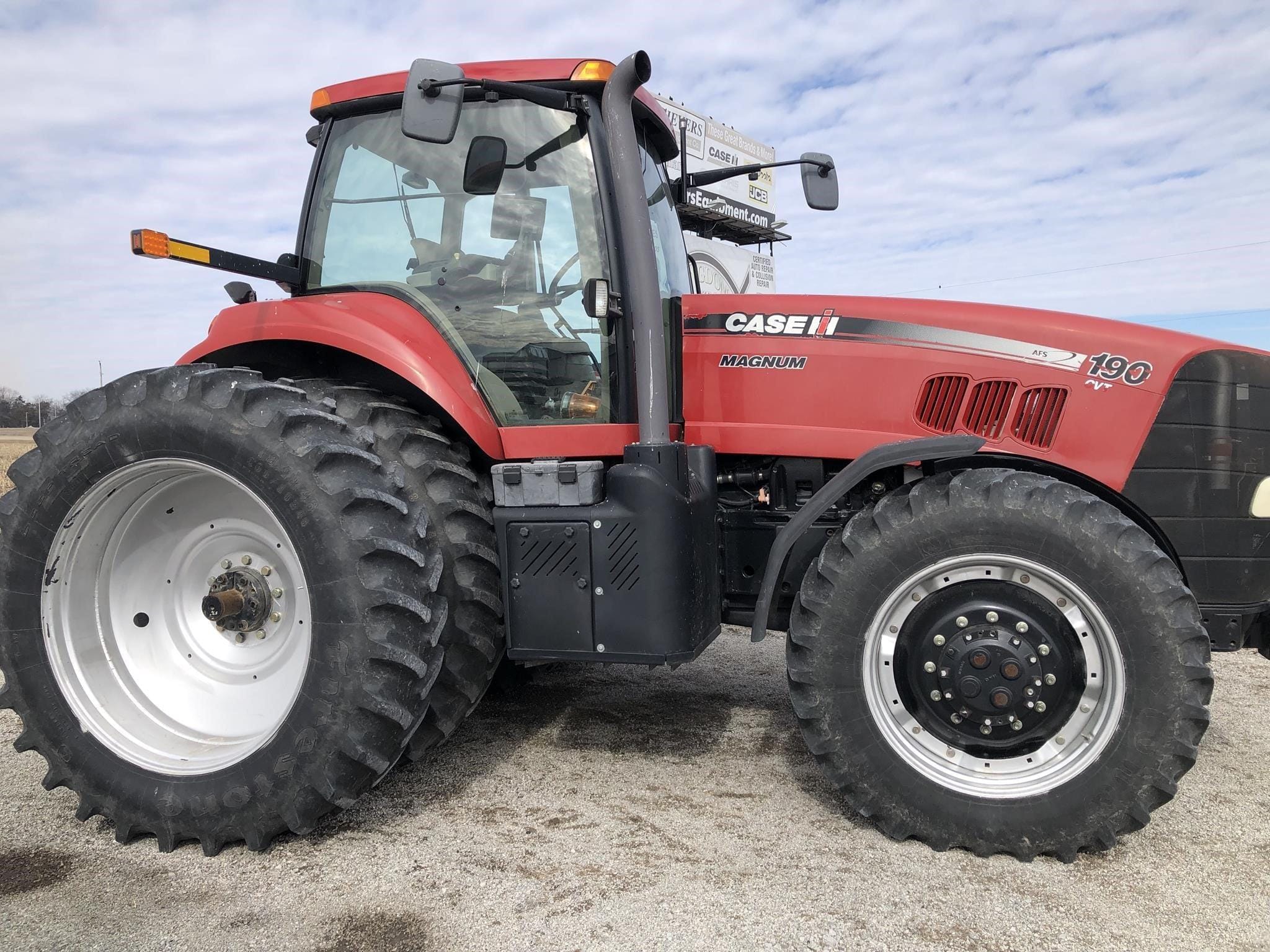 2011 Case IH Magnum 190 Equipment Image0
