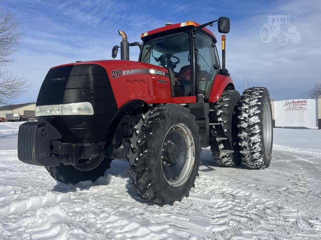Image of Case IH Magnum 210 equipment image 3