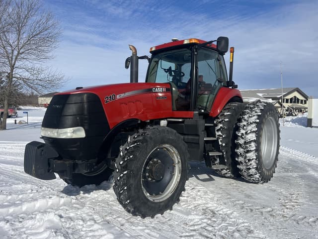 Image of Case IH Magnum 210 equipment image 4
