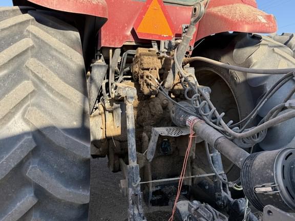 Image of Case IH Magnum 210 equipment image 3