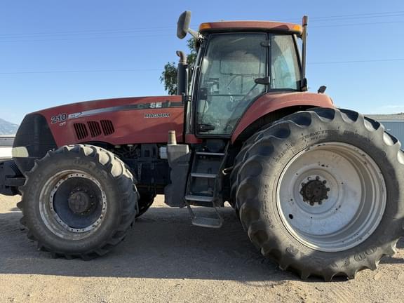Image of Case IH Magnum 210 equipment image 1