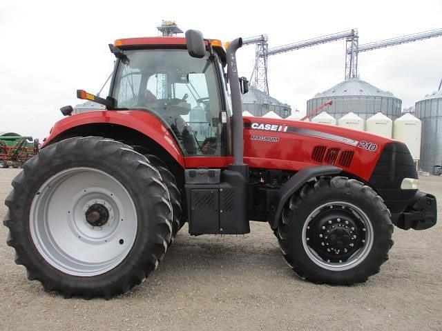 Image of Case IH Magnum 210 equipment image 3