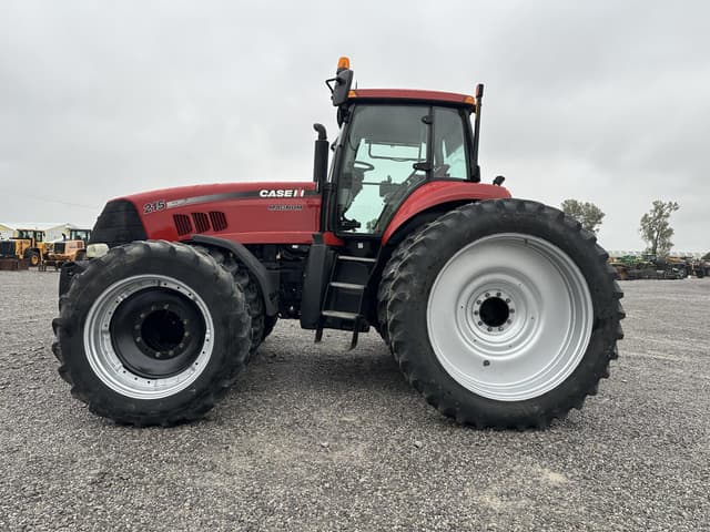 Image of Case IH Magnum 215 equipment image 2