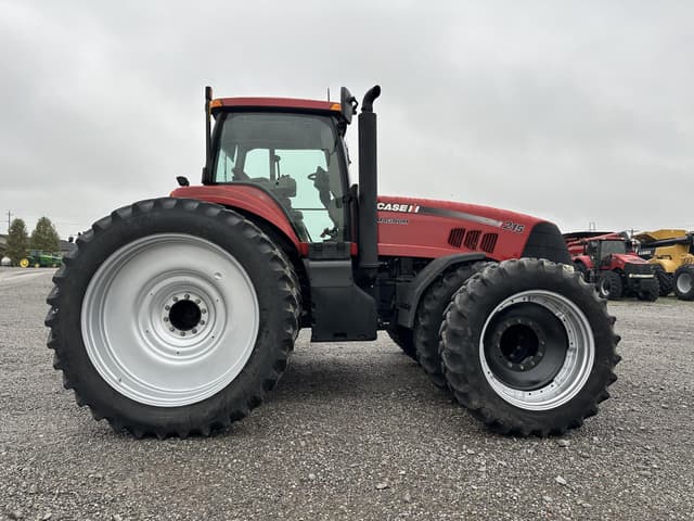 Image of Case IH Magnum 215 equipment image 3