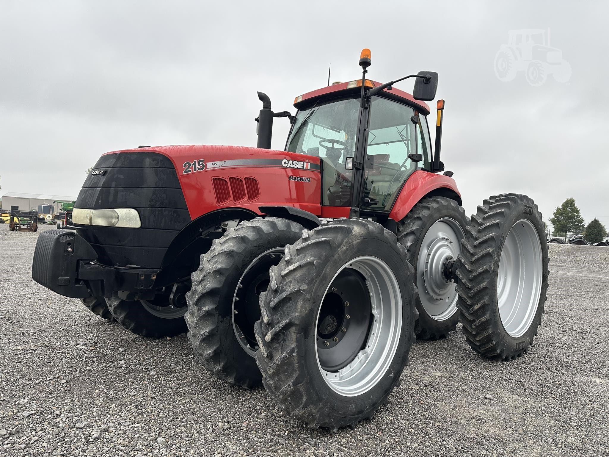 2011 Case IH Magnum 215 Equipment Image0
