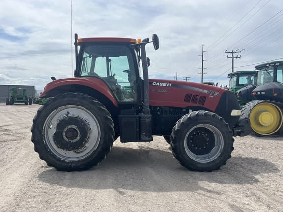 Image of Case IH Magnum 225 equipment image 3