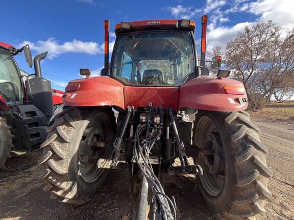 Image of Case IH Magnum 225 equipment image 3