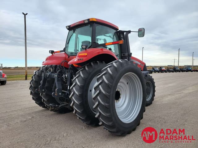 Image of Case IH Magnum 235 equipment image 2