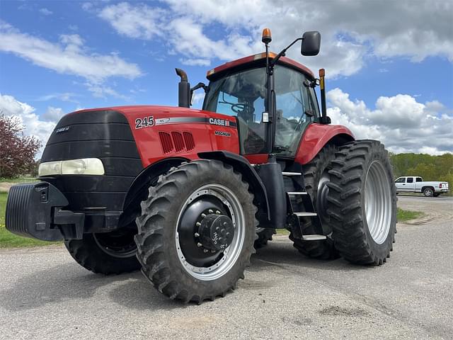 Image of Case IH Magnum 245 equipment image 3