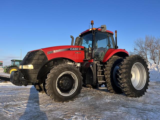 Image of Case IH Magnum 260 equipment image 1