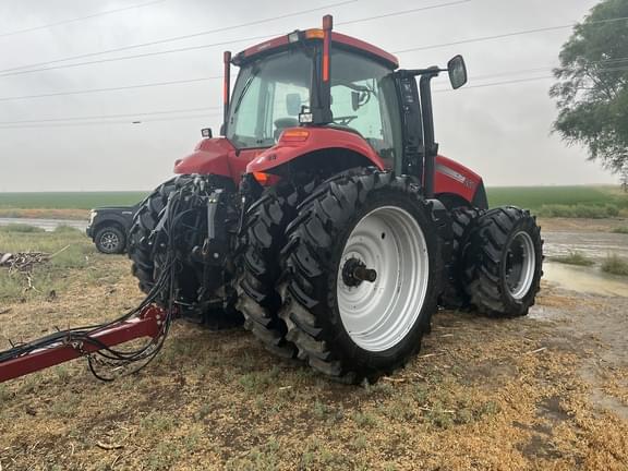 Image of Case IH Magnum 260 equipment image 4