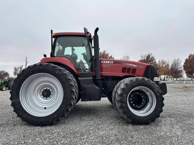 Image of Case IH Magnum 275 equipment image 3