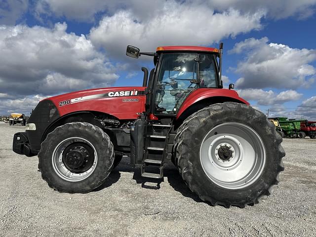 Image of Case IH Magnum 290 equipment image 2