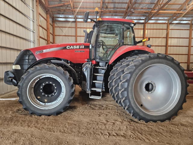 Image of Case IH Magnum 290 equipment image 1