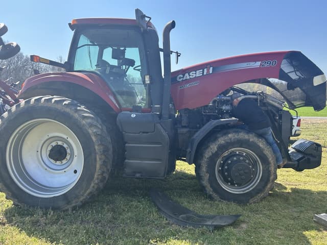 Image of Case IH Magnum 290 equipment image 2