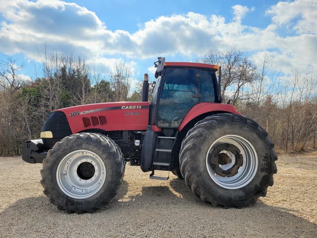Image of Case IH Magnum 305 equipment image 1
