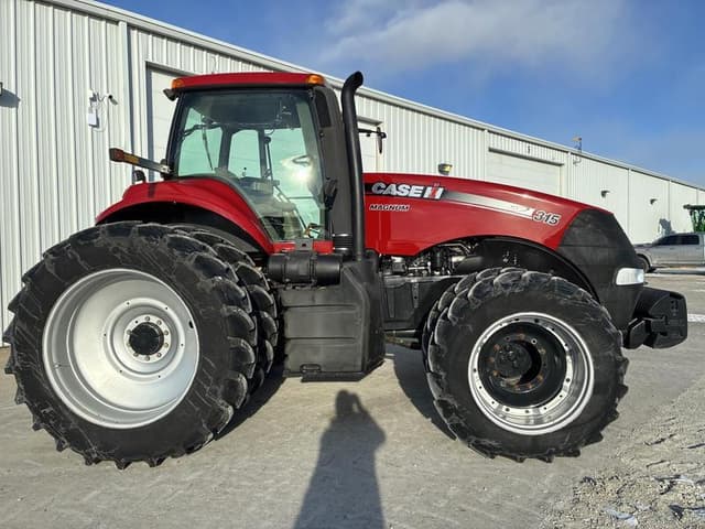 Image of Case IH Magnum 315 equipment image 2