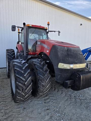 2011 Case IH Magnum 315 Equipment Image0