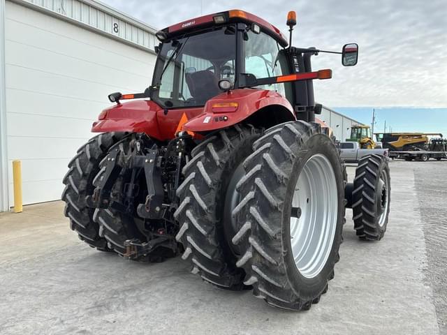Image of Case IH Magnum 315 equipment image 4