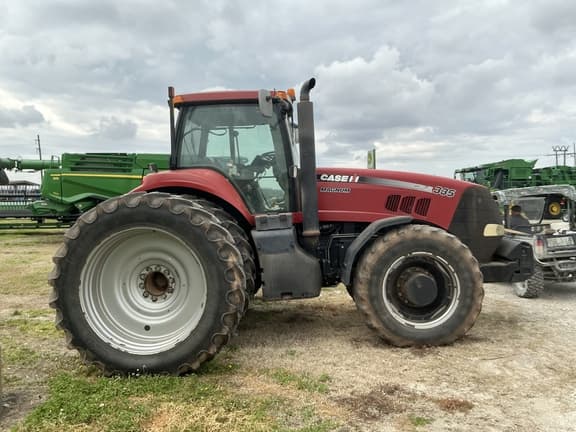 Image of Case IH Magnum 335 equipment image 3