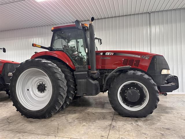 Image of Case IH Magnum 335 equipment image 1