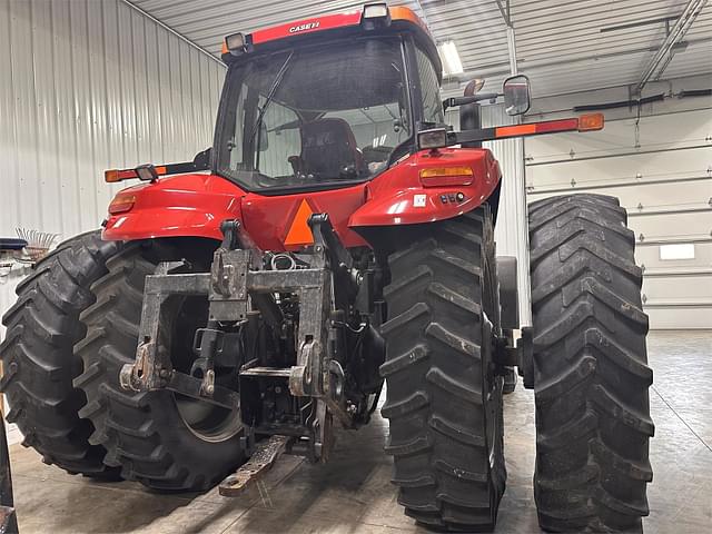 Image of Case IH Magnum 335 equipment image 4